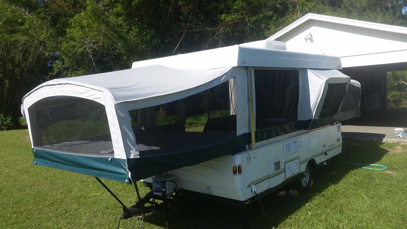 2004 fleetwood pop up camper top